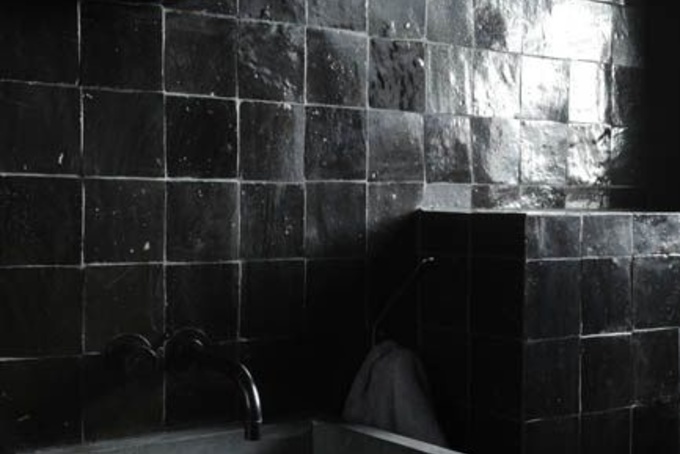 Zwarte-badkamer-2.jpg