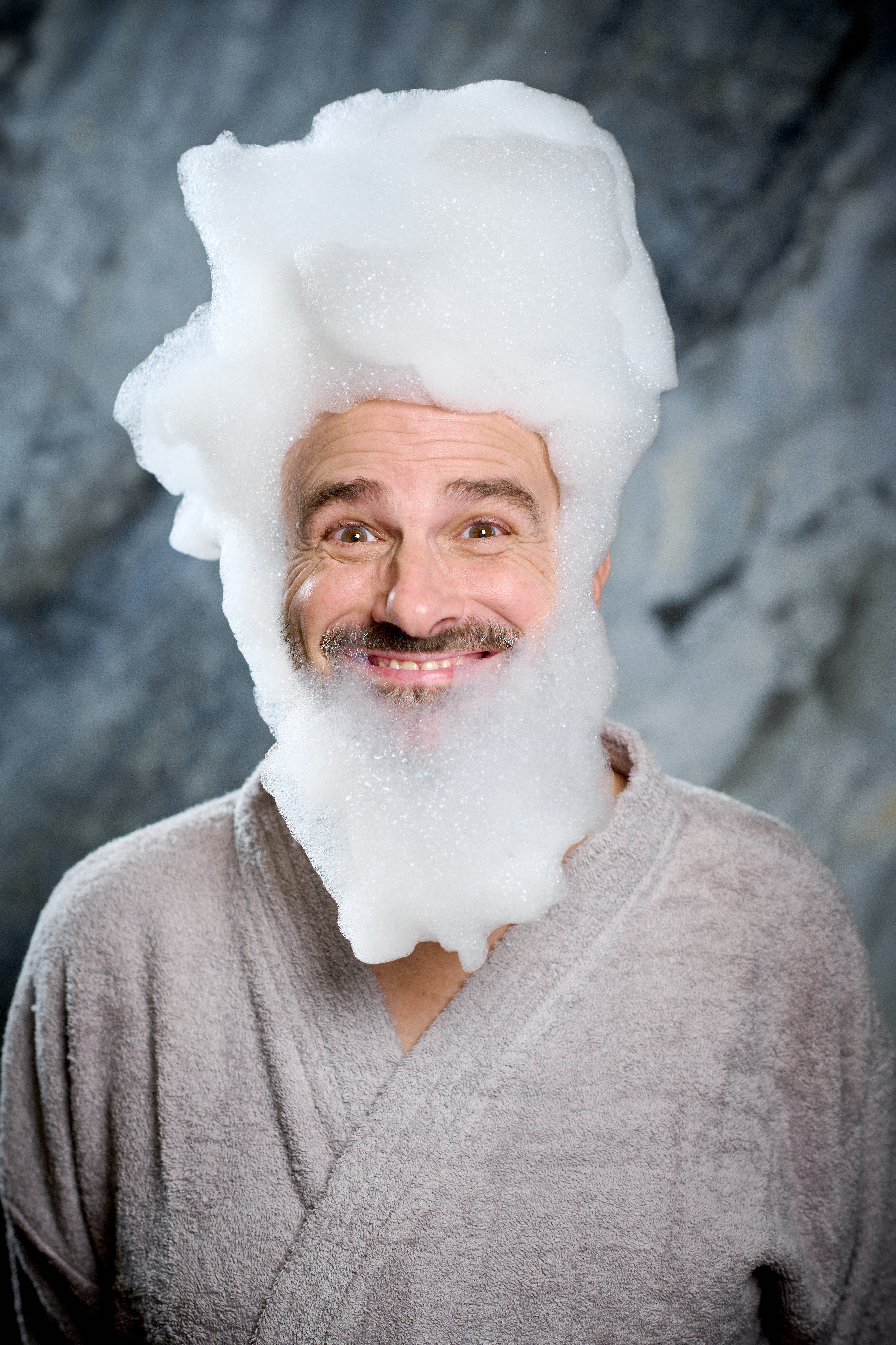 man-met-schuim.jpg