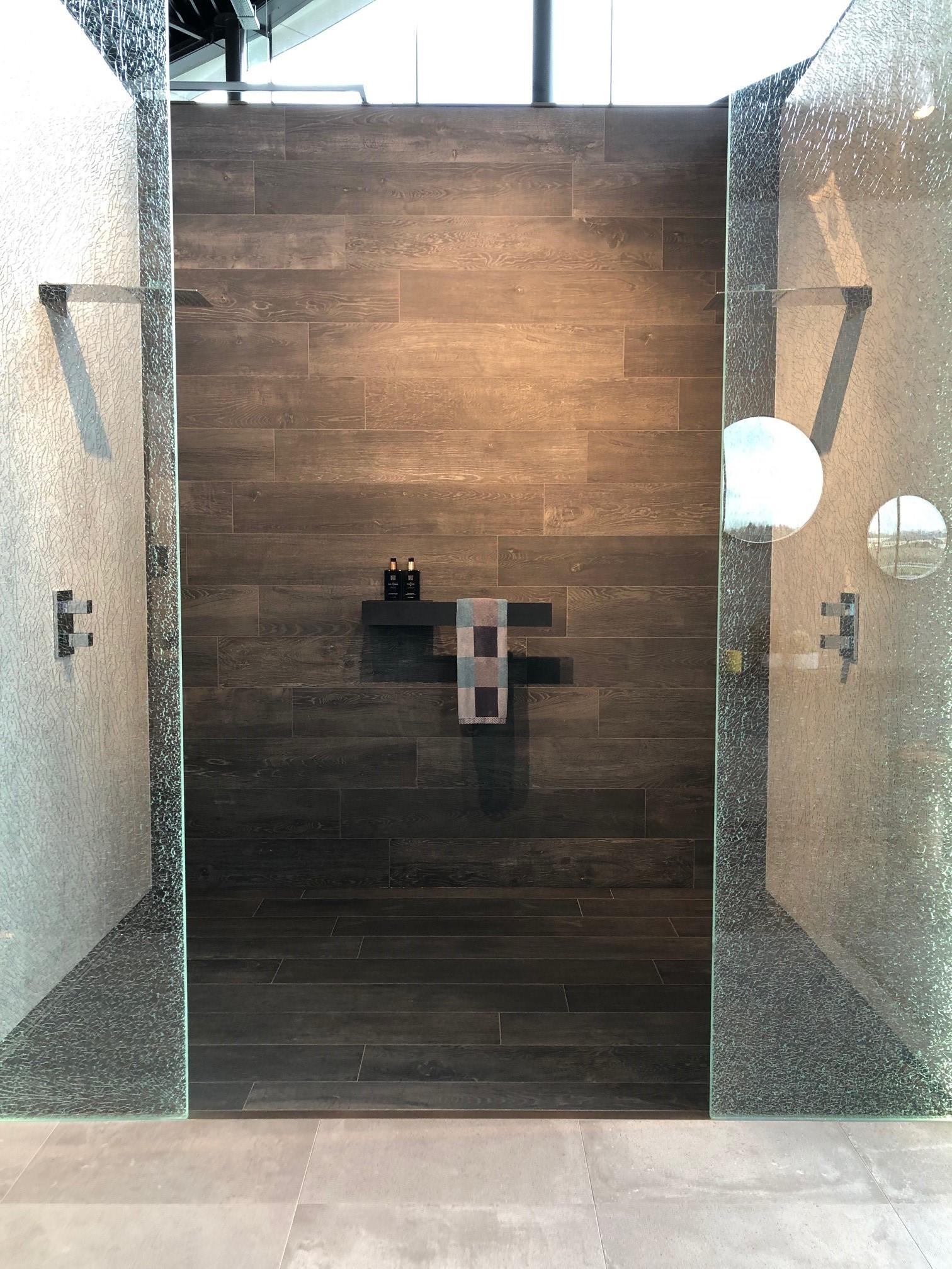 Parket-in-de-badkamer.jpg